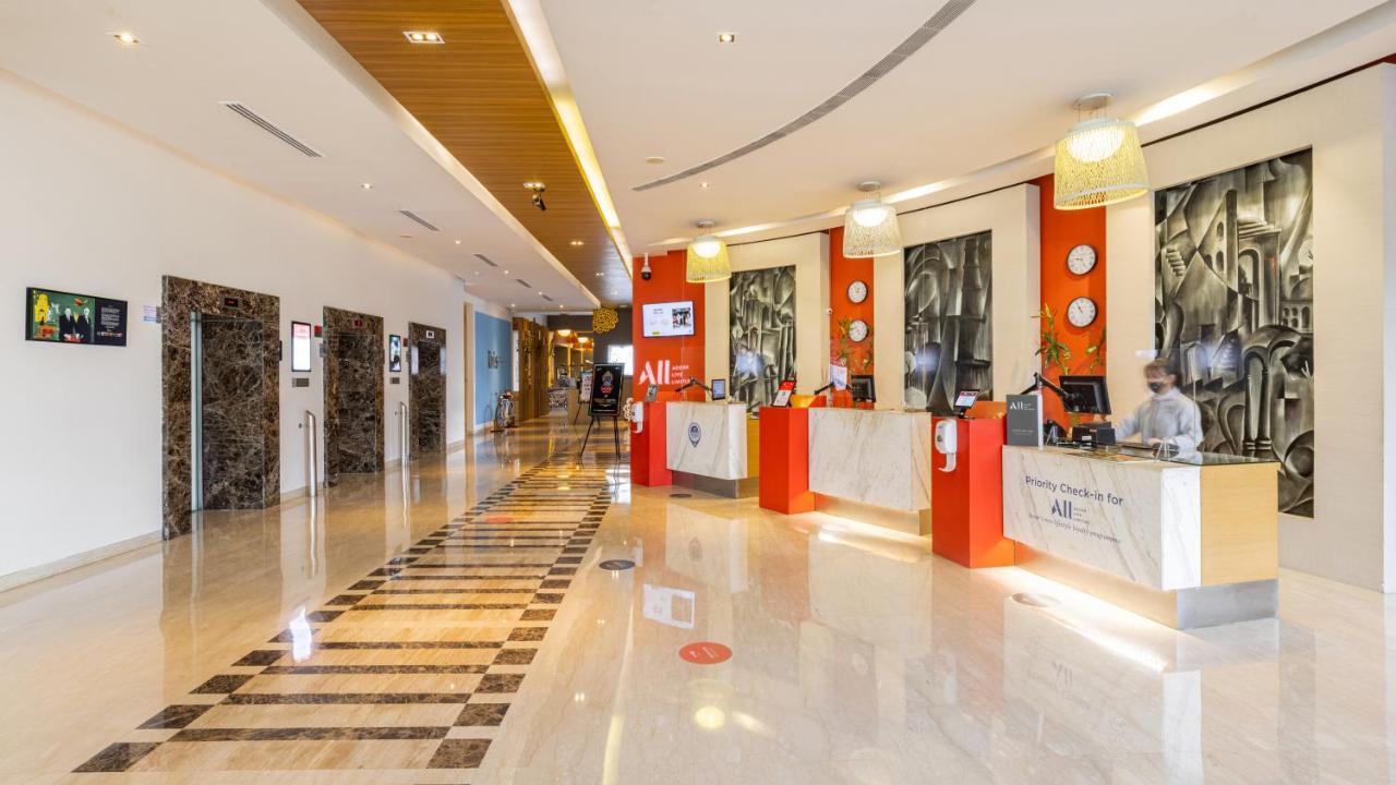 Ibis Gurgaon Golf Course Road - An Accor Brand Hotel Exterior foto