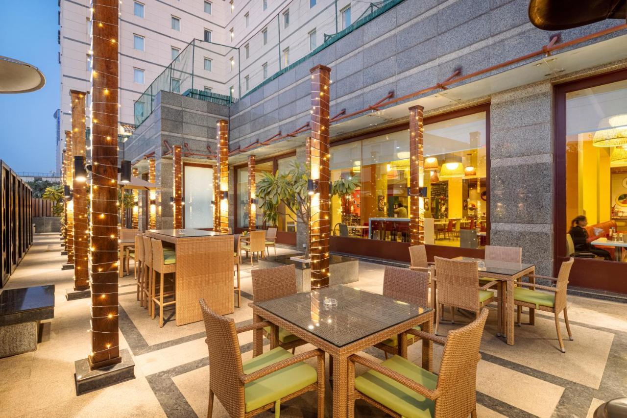 Ibis Gurgaon Golf Course Road - An Accor Brand Hotel Exterior foto