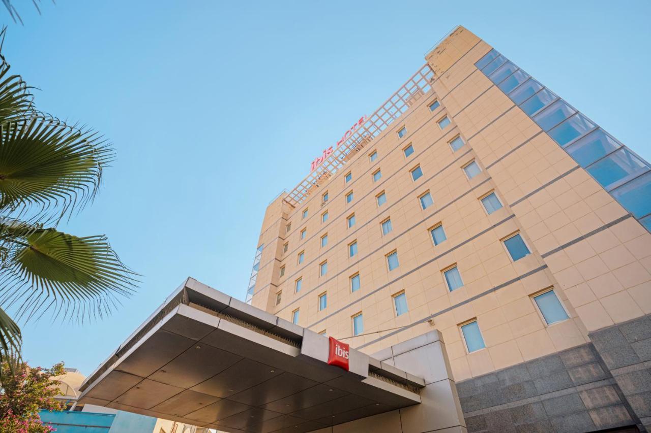 Ibis Gurgaon Golf Course Road - An Accor Brand Hotel Exterior foto