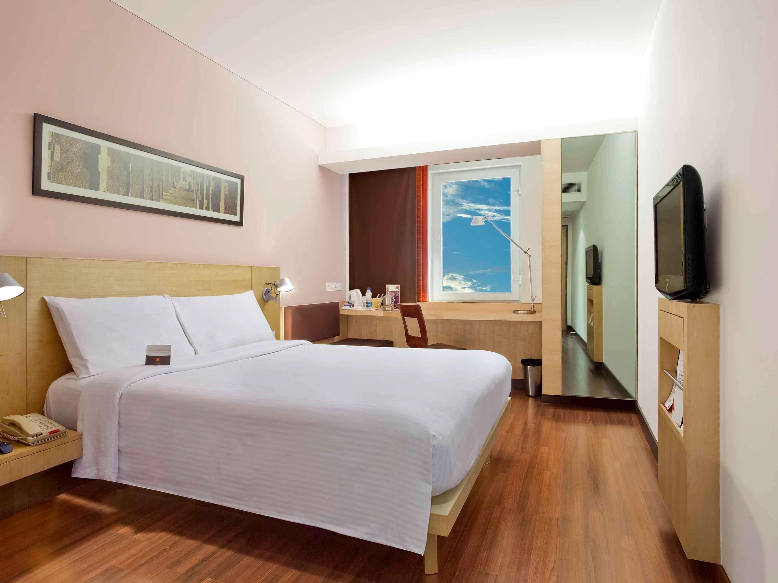 Ibis Gurgaon Golf Course Road - An Accor Brand Hotel Exterior foto